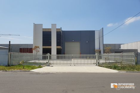 34 Imperial Ave, Sunshine North, VIC 3020