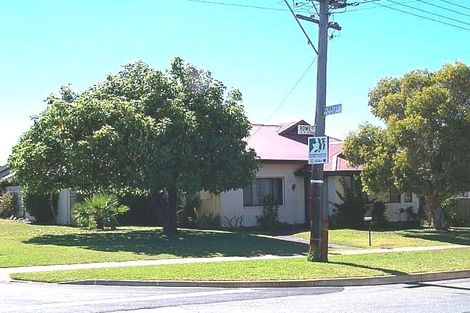 Property photo of 14 Rome Road Alfred Cove WA 6154