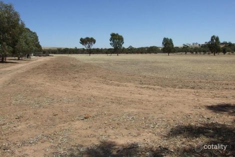 105 Suburban Rd, Northam, WA 6401