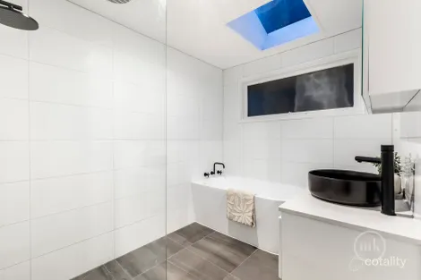 Property photo of 59 Valonia Drive Eltham VIC 3095