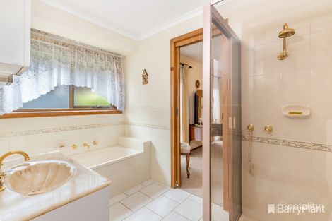 Property photo of 14 Galos Place Noble Park North VIC 3174