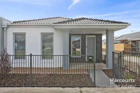 51 Freesia Dr, Wallan, VIC 3756