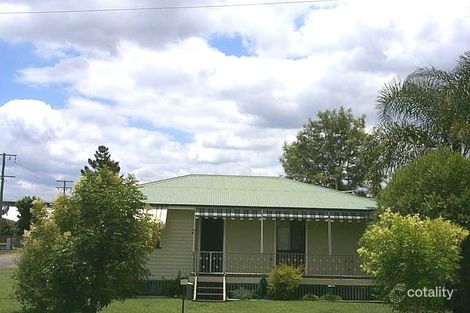 2 Mill St, Booval, QLD 4304