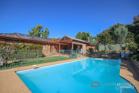 Property photo of 97 Red Hill Road Kooringal NSW 2650