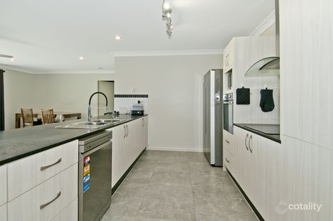 Property photo of 30 Lenna Court Mount Warren Park QLD 4207