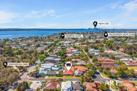 Property photo of 4 Alexander Road Ardross WA 6153