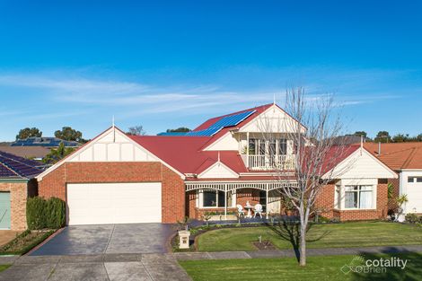 Property photo of 32 Moondarra Drive Berwick VIC 3806