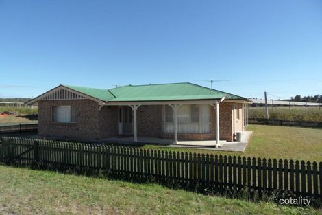 Property photo of 64 Reid Road Severnlea QLD 4380