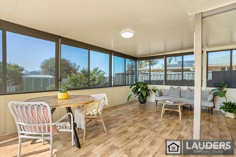 Property photo of 18 Pryor Crescent Old Bar NSW 2430