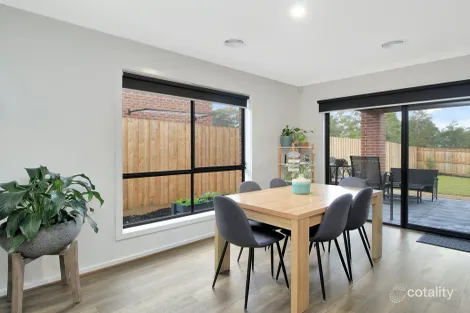 Property photo of 9 Messmate Mews Lucknow VIC 3875