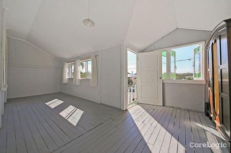 Property photo of 17 Leonard Street Woolloongabba QLD 4102