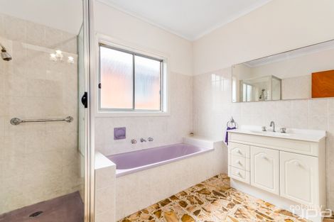 Property photo of 36 Tucker Street Fawkner VIC 3060