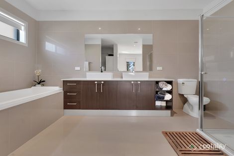 Property photo of 35 Clematis Crescent Manor Lakes VIC 3024