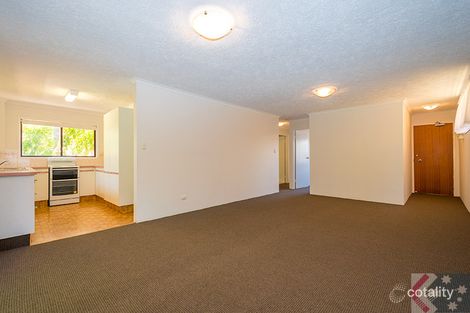 Property photo of 23 Labrador Street Labrador QLD 4215