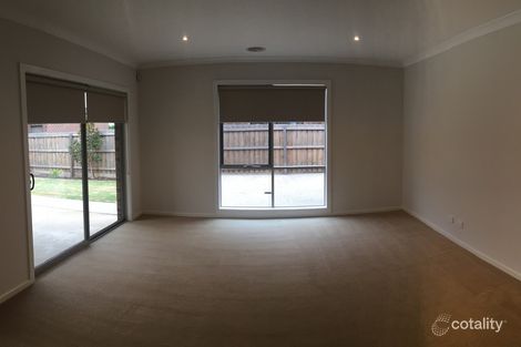 Property photo of 12 Applebox Circuit Point Cook VIC 3030