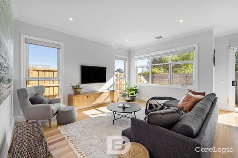 Property photo of 5D Urquhart Street Woodend VIC 3442
