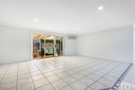 Property photo of 2/15 Catherine Court Labrador QLD 4215