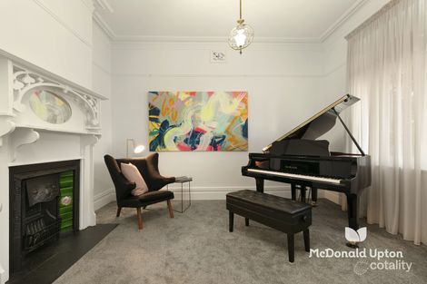 Property photo of 182 Buckley Street Essendon VIC 3040