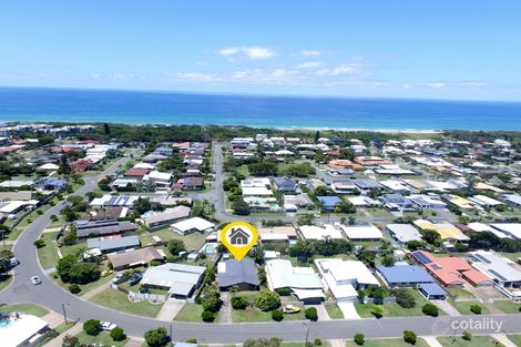 25 Lapoinya Cres, Warana, QLD 4575