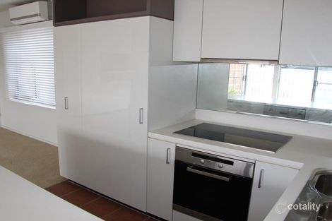 Property photo of 3/2B Lake Street Warners Bay NSW 2282