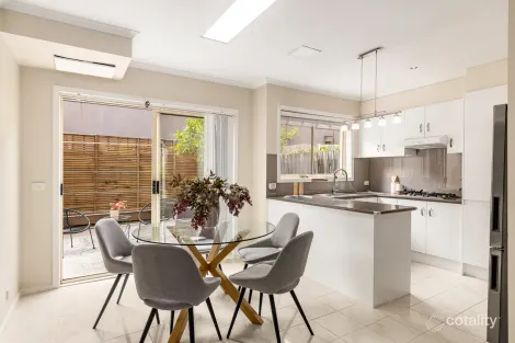 Property photo of 2/58 Kanooka Grove Clayton VIC 3168