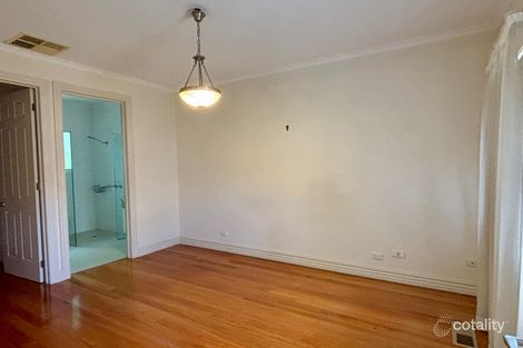 Property photo of 13 Murray Road Ormond VIC 3204