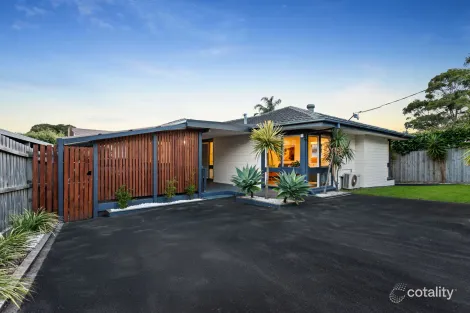 30 CULBURRA AVE, FRANKSTON, VIC 3199