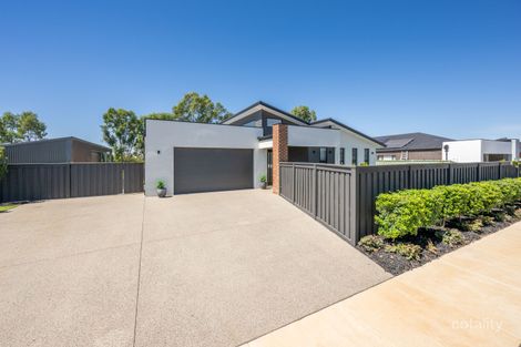 17 Candlebark Dr, Shepparton North, VIC 3631