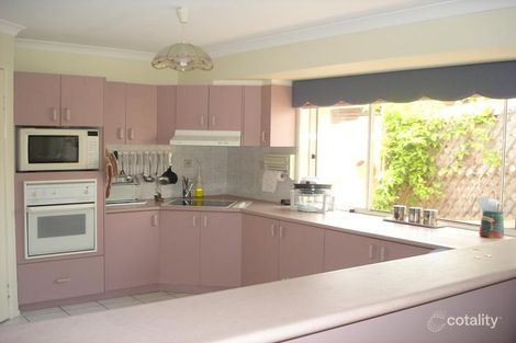 Property photo of 5 Pilbeam Place McDowall QLD 4053