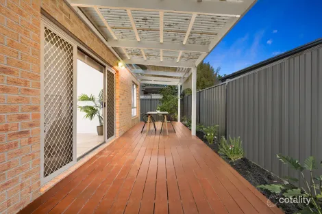 Property photo of 44 Donnelly Circuit South Morang VIC 3752