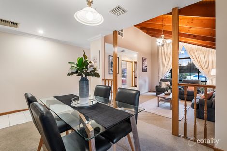 Property photo of 8 Langvale Court Mill Park VIC 3082