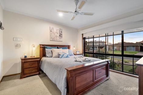 Property photo of 8 Langvale Court Mill Park VIC 3082