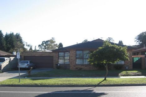 Property photo of 1 Gleneagles Drive Endeavour Hills VIC 3802