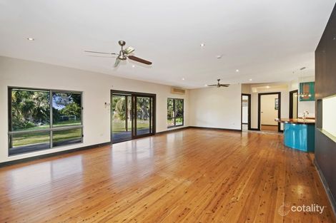 Property photo of 8 Anamari Court Bushland Beach QLD 4818