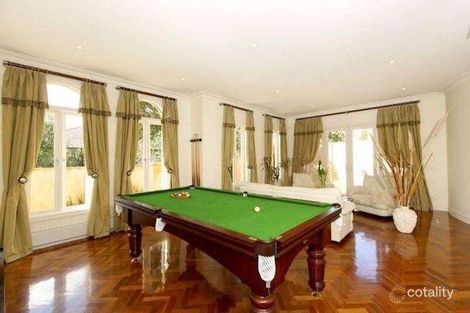 Property photo of 45 Shoobra Road Elsternwick VIC 3185