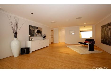 Property photo of 24 Crosthwait Circle Tapping WA 6065