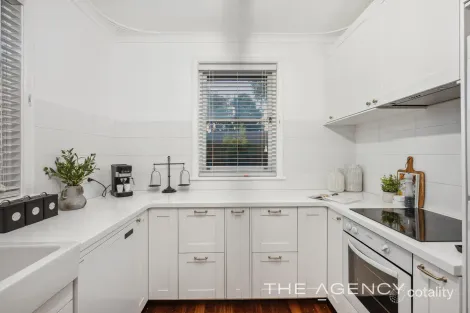 Property photo of 1/30 Brittain Street Como WA 6152