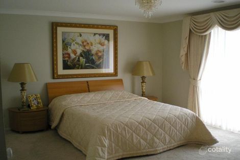 Property photo of 92 Halloran Drive Jerrabomberra NSW 2619