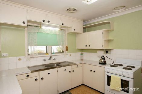 Property photo of 11 Holloway Street Tolland NSW 2650