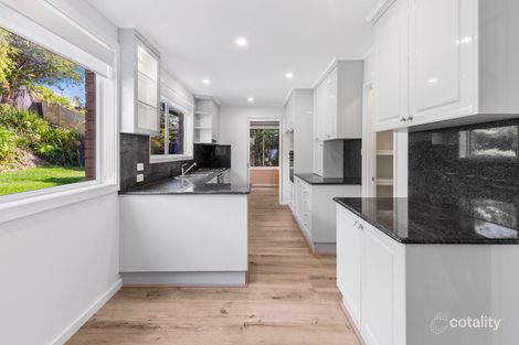 Property photo of 14 Kokoda Crescent Beacon Hill NSW 2100