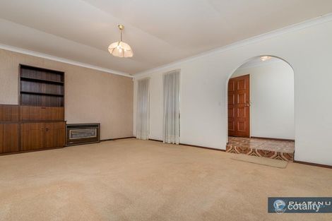 Property photo of 38 Carr Crescent Warwick WA 6024