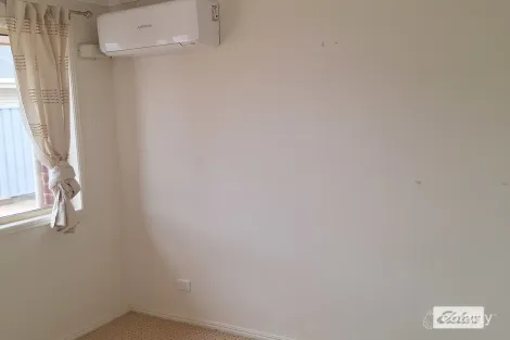 Property photo of 6 Lee Street Miles QLD 4415