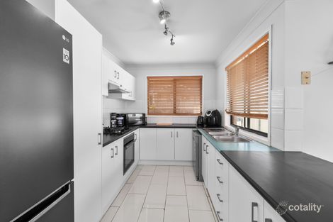 Property photo of 21 Yulara Drive Albion Park NSW 2527