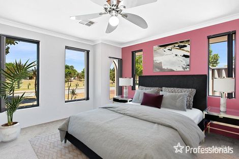 Property photo of 5 Merida Loop Port Kennedy WA 6172