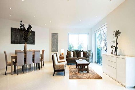 Property photo of 59/15 Beach Road Hampton VIC 3188