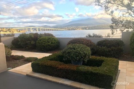 Property photo of 1/62 Esplanade Rose Bay TAS 7015