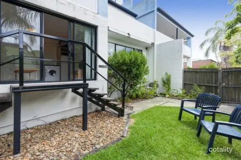 Property photo of 302A/7 Sheehan Street Milton QLD 4064