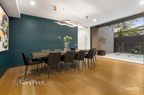 Property photo of 10 Long Street Elsternwick VIC 3185