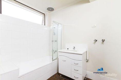 Property photo of 4/46 Wave Street Elwood VIC 3184