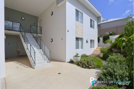 8/14 Nautilus Cres, Scarborough, WA 6019